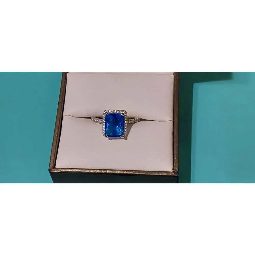 Gorgeous 3ct. Emerald & Round Cut London Blue & White Topaz Halo Ring Sz 8